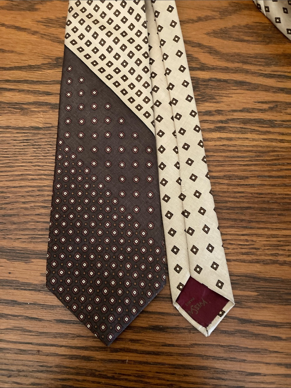 Yves Saint Laurent EUC Vintage Brown and Cream Geometric Silk Tie